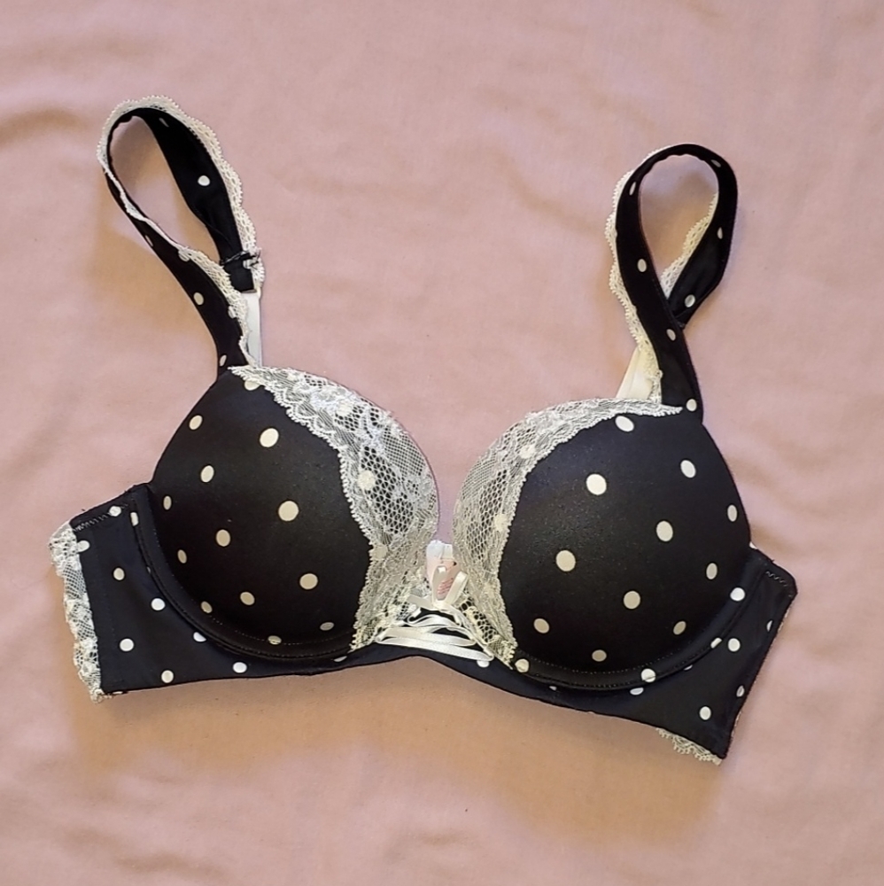 Victoria's Secret Polka Dot Lace Bra